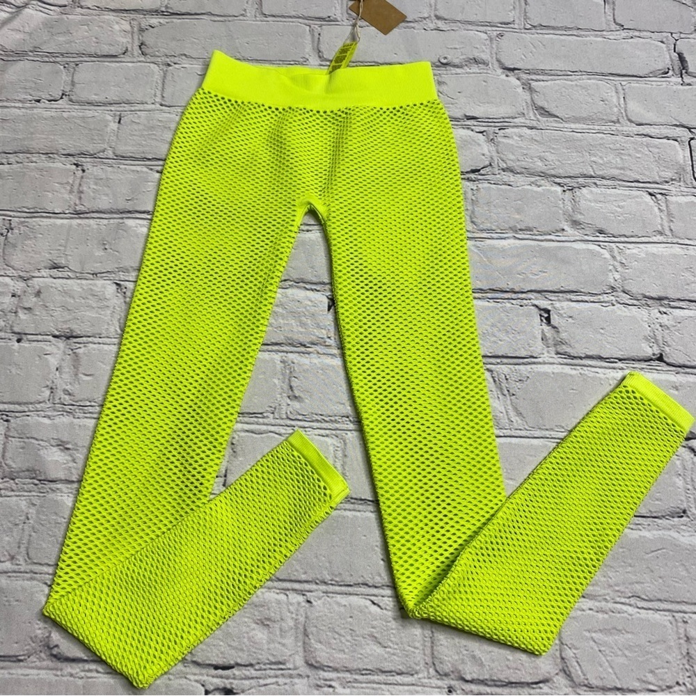 Skims perforated seamless leggings size XXS in Lime NEW - Picture 8 of 9